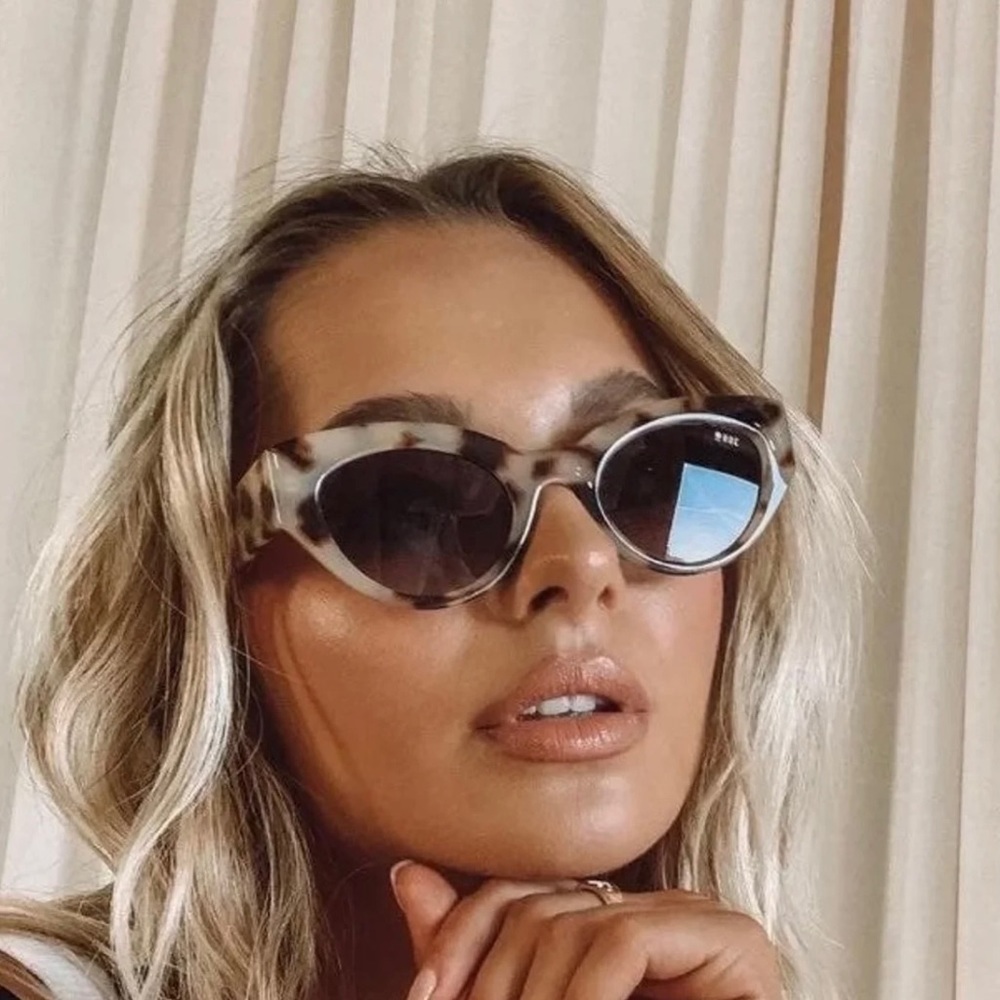 Princess Polly Hibiscus Sunglasses